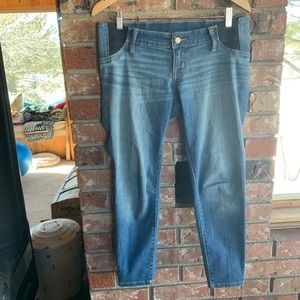 Isabel maternity Capri jeans